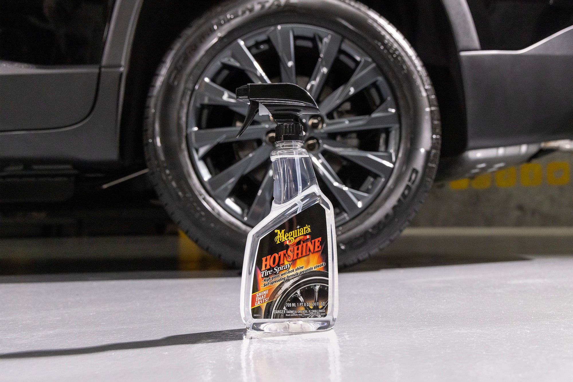 Meguiar's Hot Shine High Gloss Tire Spray - 24 oz.