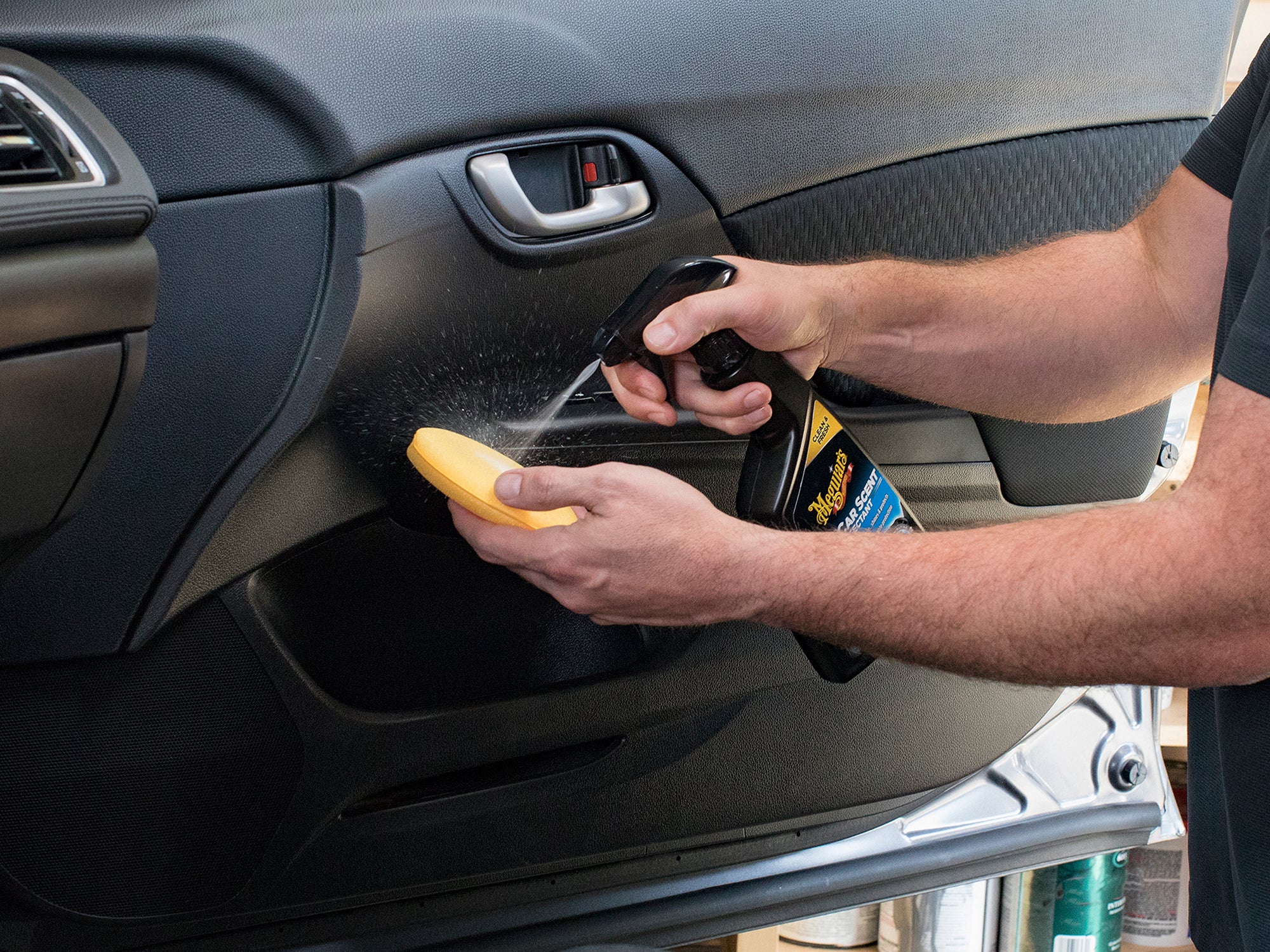 Meguiar's New Car Scent Interior Protectant - 16 oz.